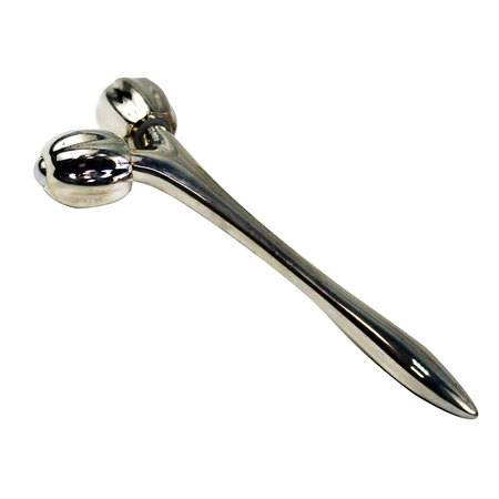 {{productViewItem.photos[photoViewList.activeNavIndex].Alt || productViewItem.photos[photoViewList.activeNavIndex].Description || '3D Массажер для лица и тела Mini Silver'}}
