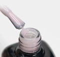 База для ногтей IQ Beauty с кальцием, камуфлирующая 11 Маршмеллоу, 10 мл IQNB11