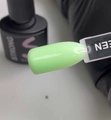 Густая и жесткая база для ногтей Sakura Strong base Light green, 8 мл green.