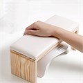 Маникюрная подставка для рук, белая, деревянное основание, 30*12*13 см YJ/dvpodw - фото 535291